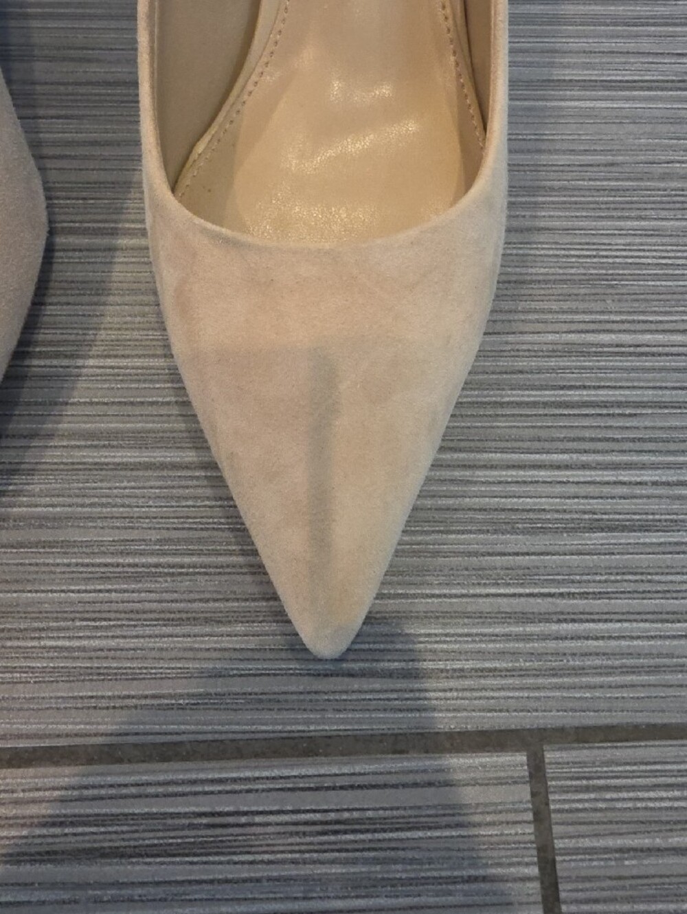 Sam Edelman Pointed Toe Women's Pumps in Beige - Picture 2 of 7